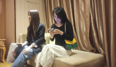 美女少妇